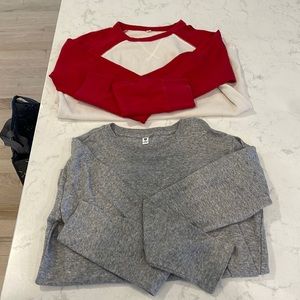 Set of 2 Uniqlo T shirts boys size 13